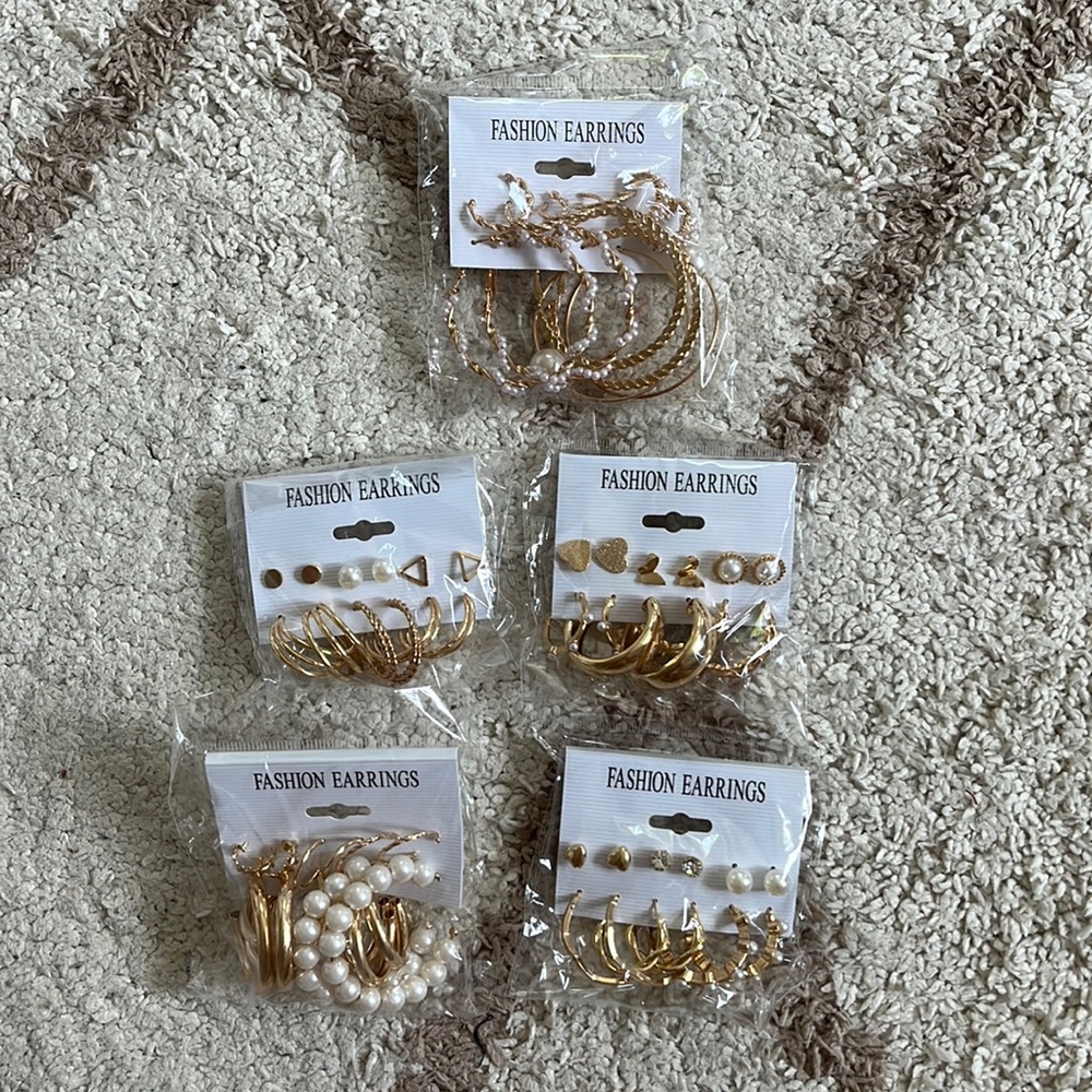 30 Pairs of Gold Earrings